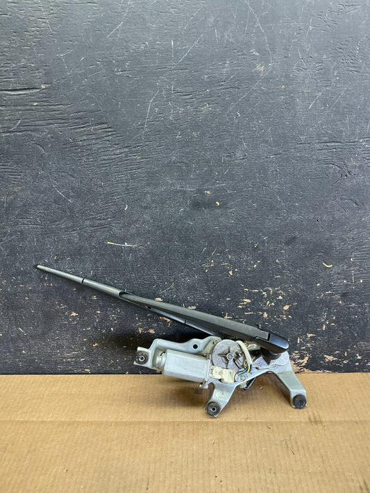 2005 to 2009 Subaru Legacy Outback Rear Windshield Wiper Motor AB28450