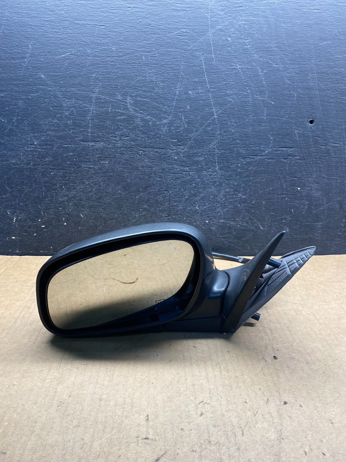 2003 - 2011 Ford Crown Victoria Left Driver Heat View Door Mirror AH7042 DW9