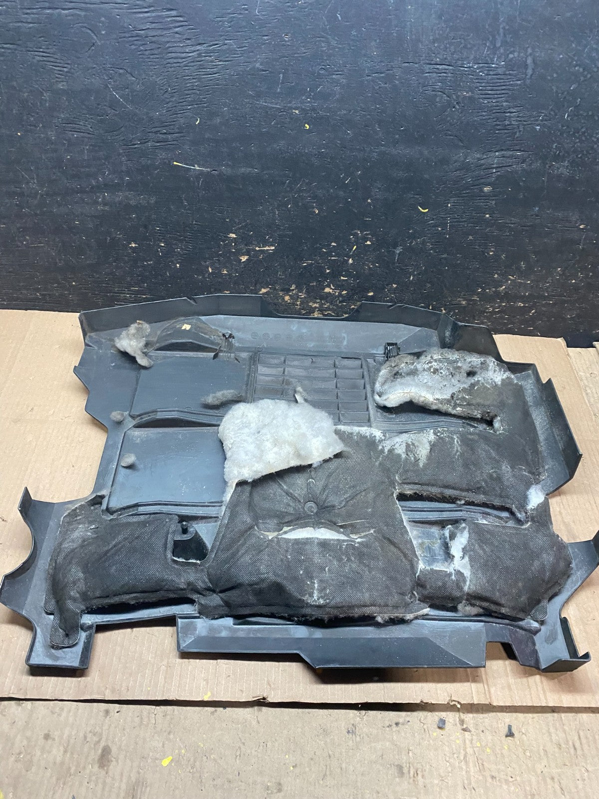 2011 to 2013 Subaru Legacy Outback Engine Motor Cover W4853 DG4