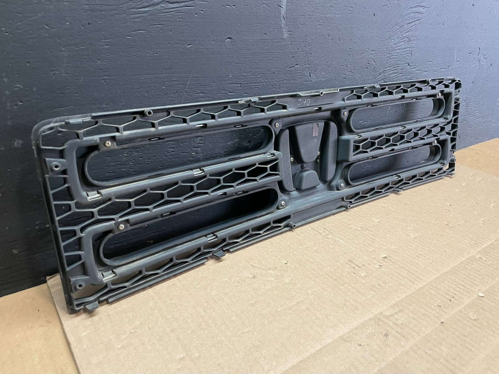 2006 to 2008 Honda Ridgeline Front Upper Grille Grill AB7645 DG4