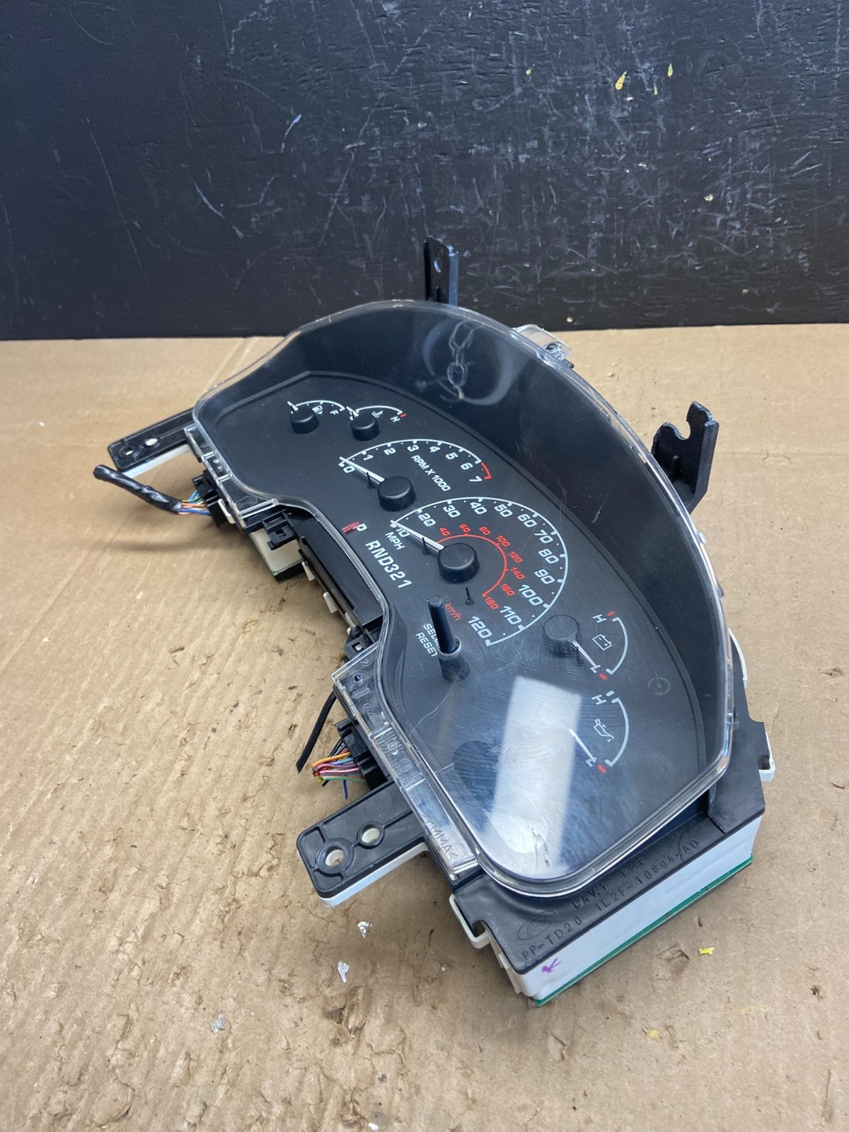 2001 to 2003 Ford Explorer Speedometer Cluster Gauge Oem AB9813 DG4