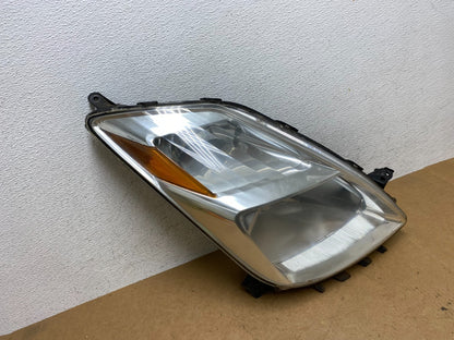 2004-2005 Toyota Prius Right Passenger RH Halogen Headlight AE3182 DW2