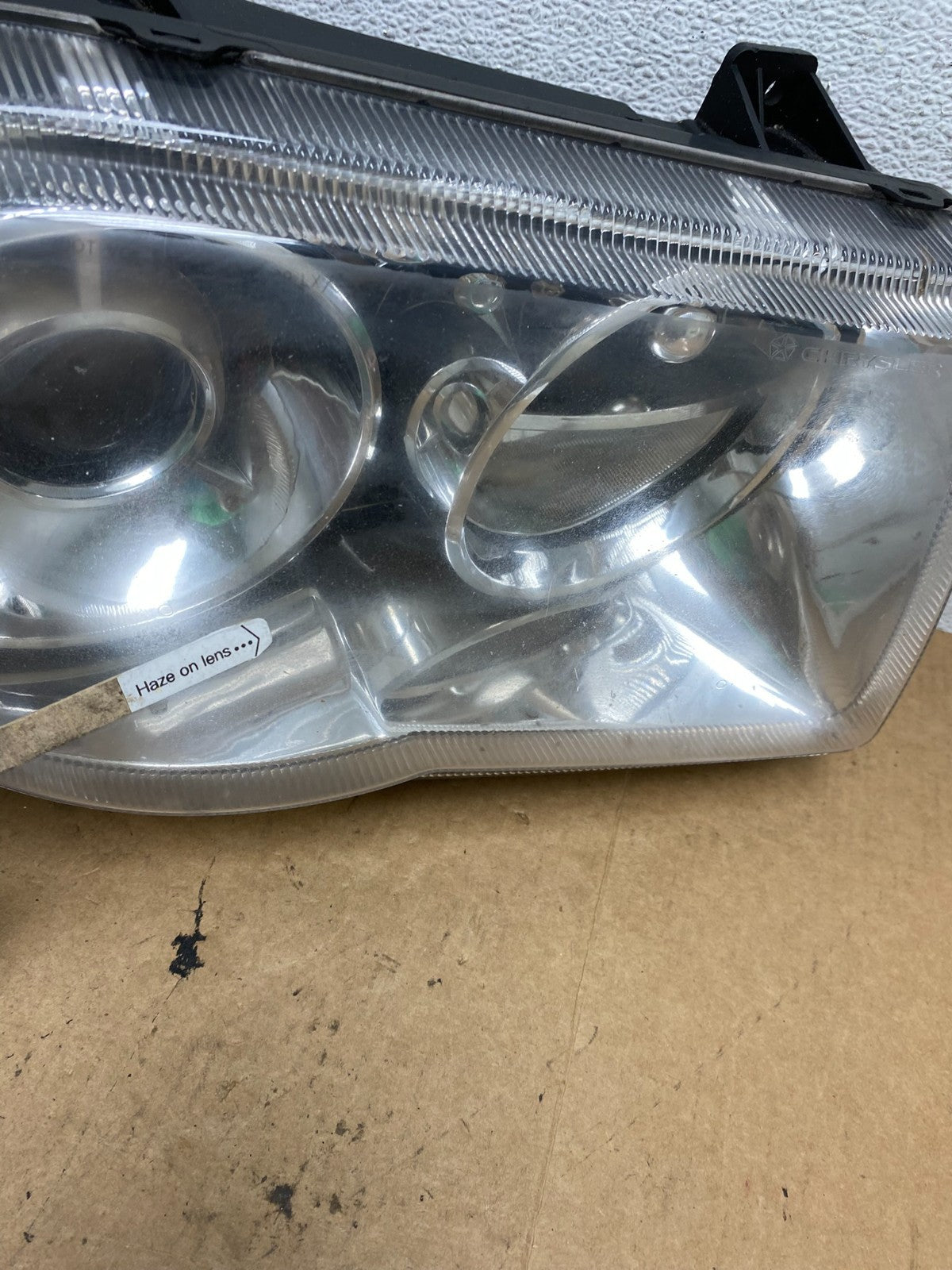 2005 to 2010 Chrysler 300C Right Passenger RH Side Xenon Headlight AE3245 DW4