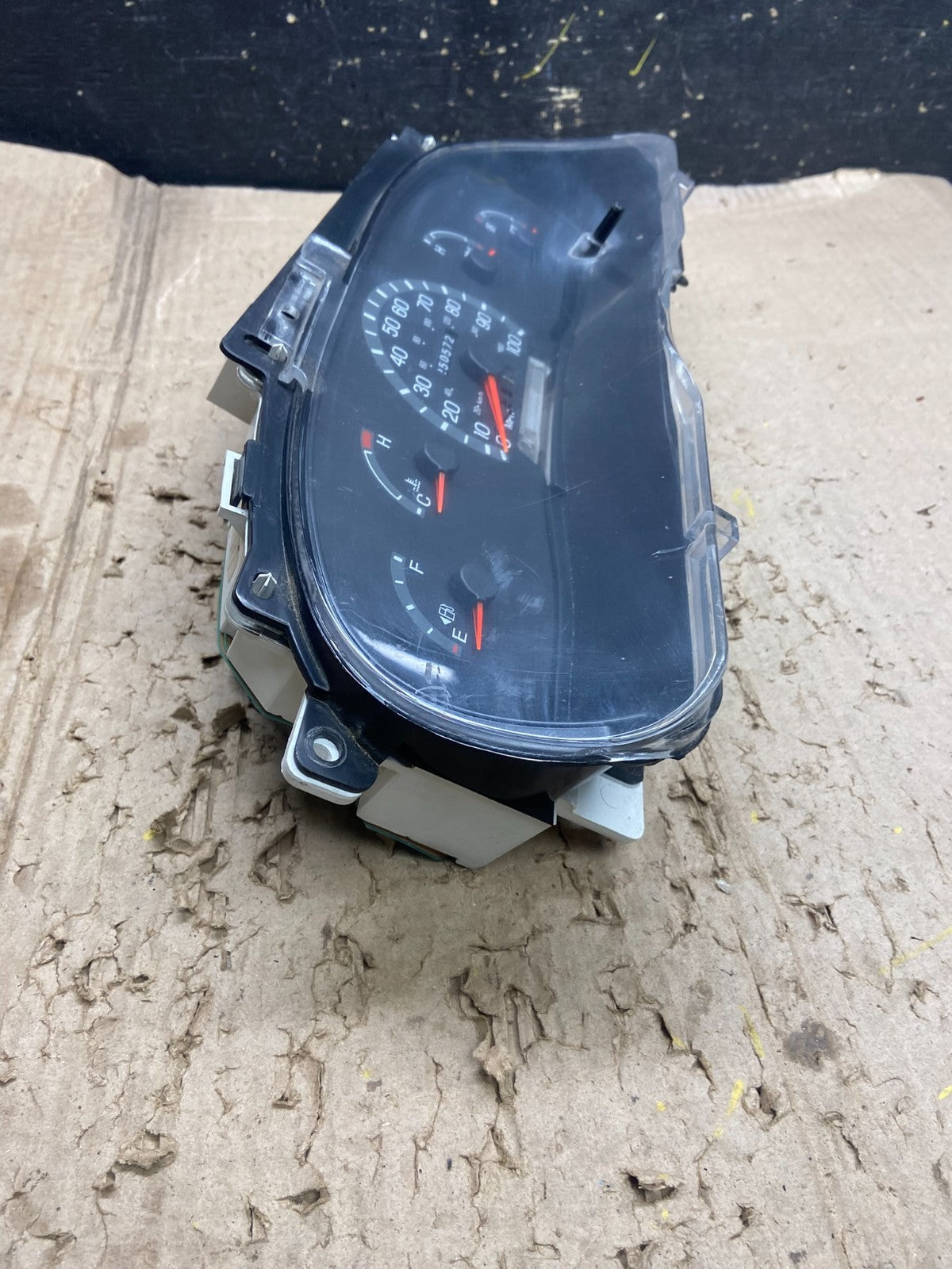 2001 - 2002 Ford Econoline E250 E350 Van Speedometer Instrument Cluster X6473 DG2