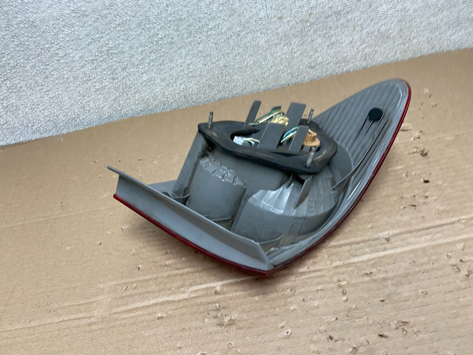 2003 to 2005 Toyota Corolla Right Passenger RH Side Tail Light Oem AB1438 LK5