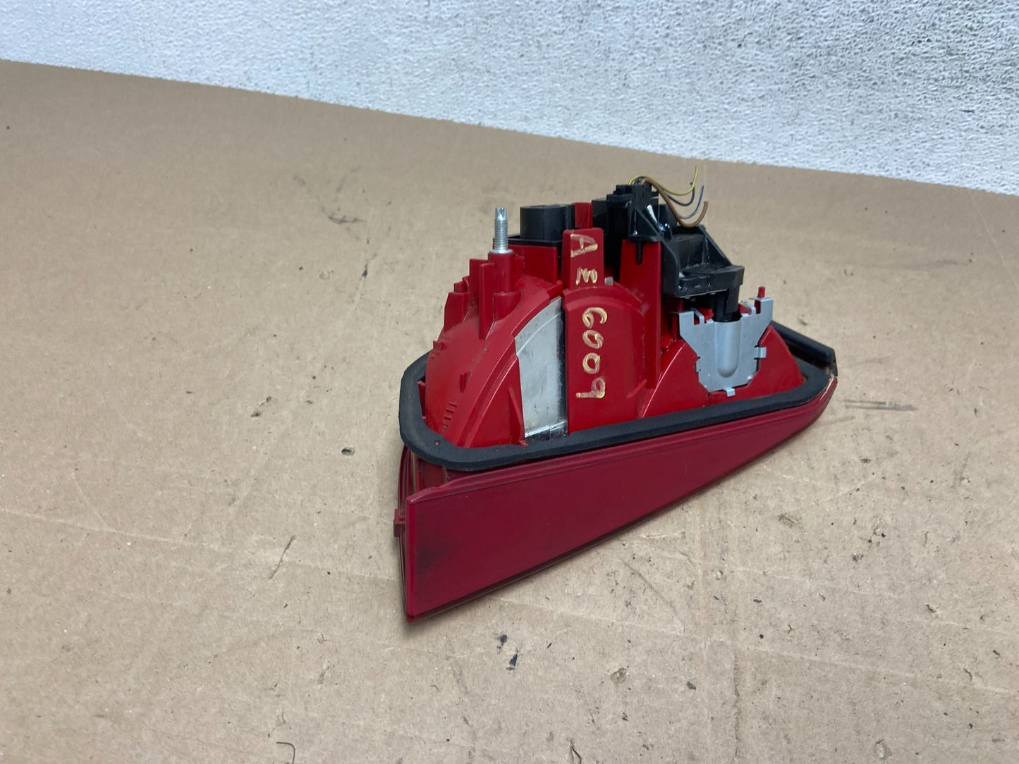 2009 2010 2011 2012 Audi A4 Sedan Left Driver Inner Tail Light AE6009 DW5