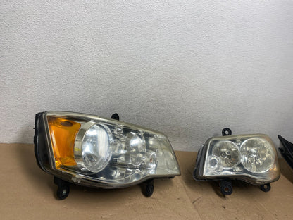2008 to 2016 Chrysler Town and Country Left+Right Side Headlights AG5383 DW1
