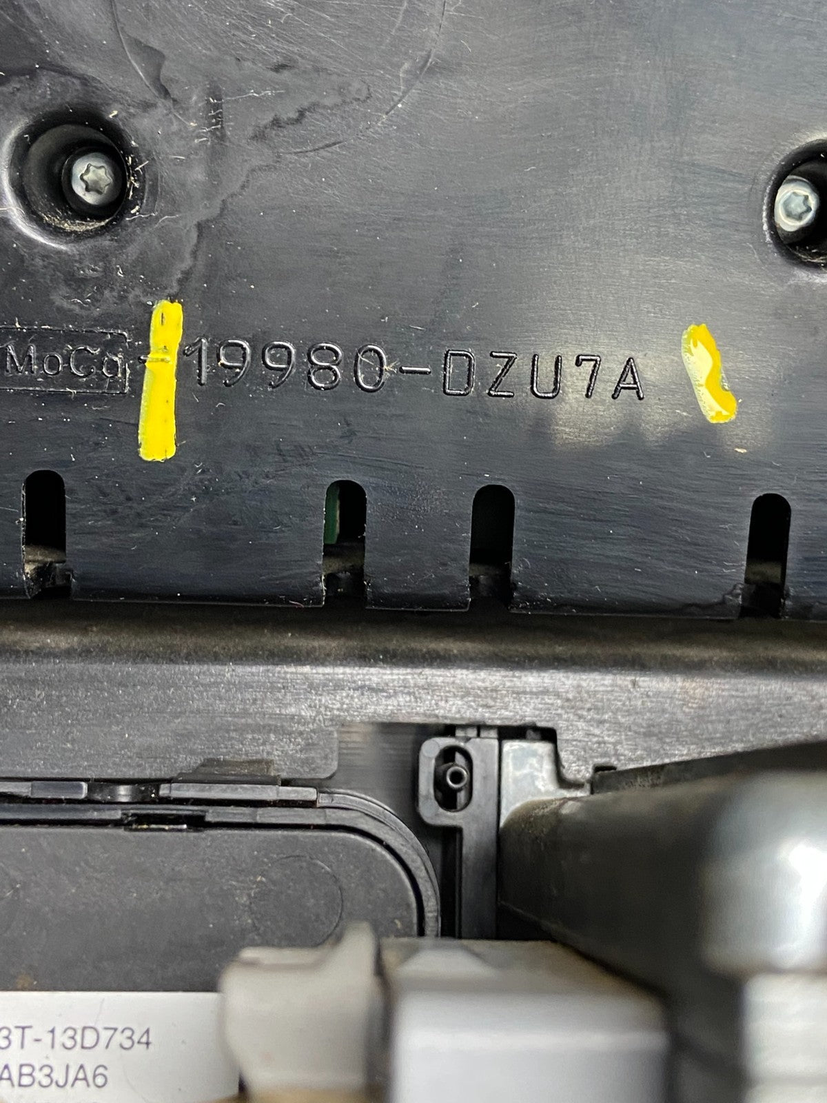 2008-2010 Ford F250 F350 Radio Climate Control Radio Bezel Trim Panel W1687 DG6
