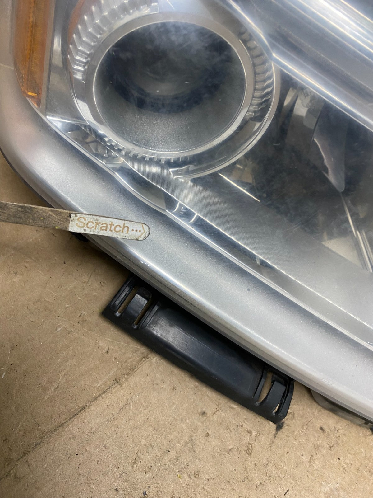 2010 to 2015 GMC Terrain Halogen Left+Right Side Headlights W9265 DW5