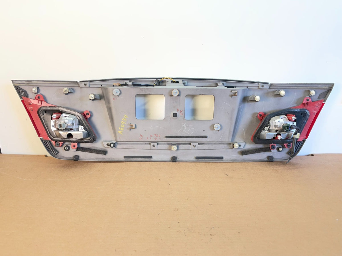 2008 2009 2010 Infiniti M35 M45 Rear Trunk Panel Trim Molding AG0934 DG3