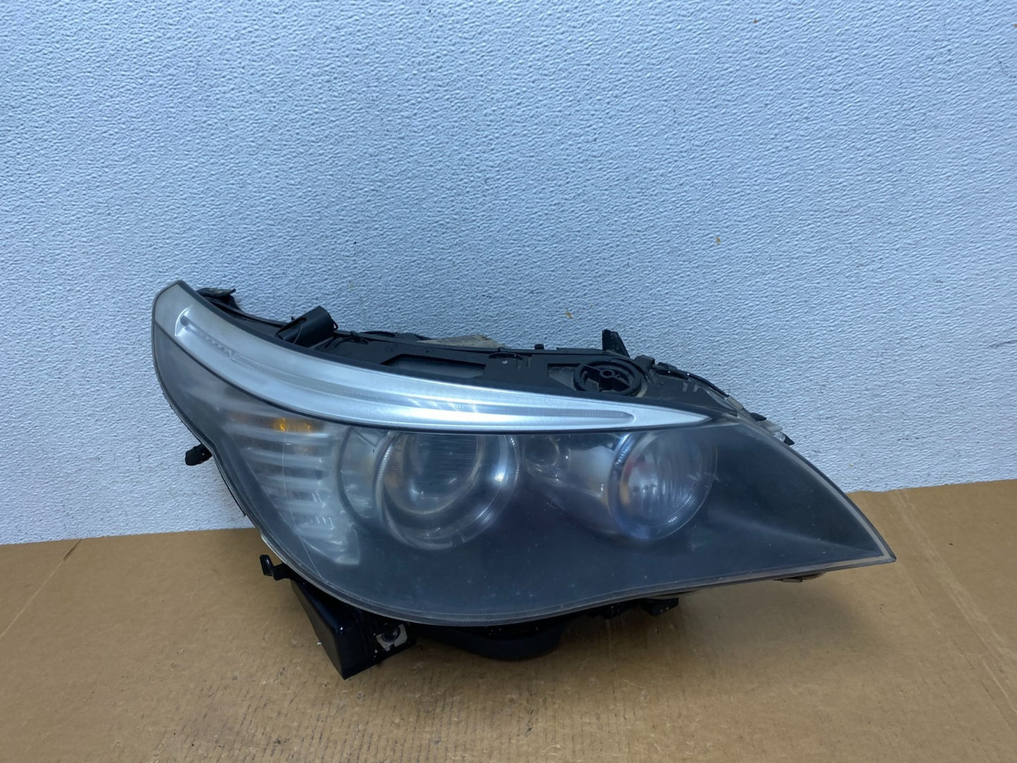 2008 to 2010 Bmw 5 Series 535I 550I AFS Xenon Hid Right Headlight AE0554 DW0