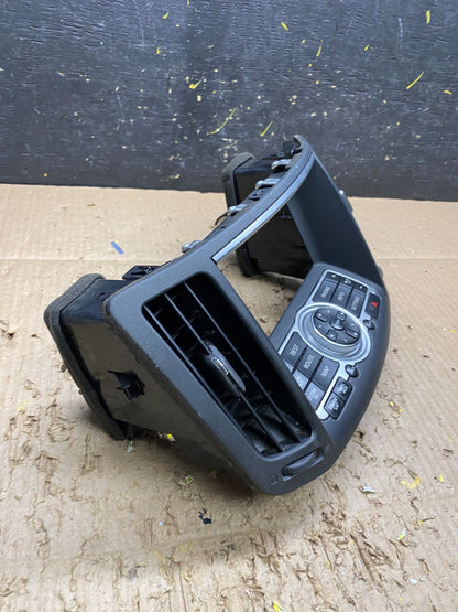2008 - 2012 Infiniti G35 EX35 Radio Player Screen Panel Bezel V7442 DG1