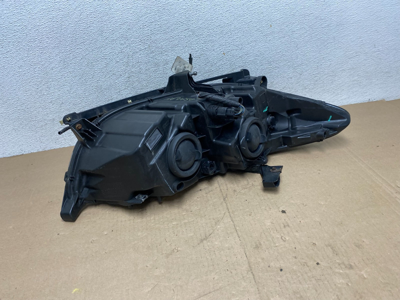 2013 to 2016 Ford Fusion Left Driver Lh Side Headlight AG4650 DW5