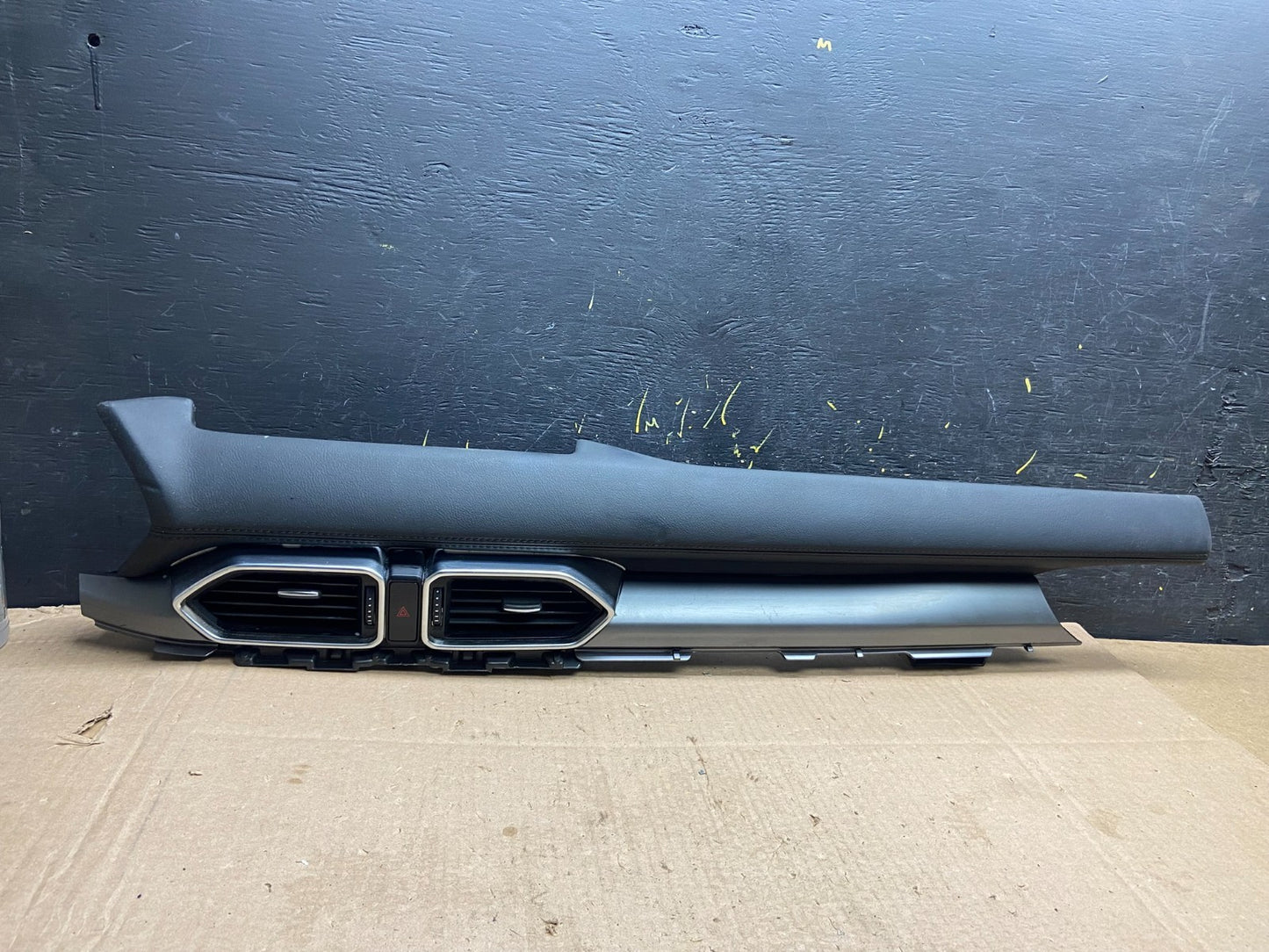 2017-2021 Mazda CX-5 Dash Center Right Air Vent Upper Cover Trim Panel z0201 DG0