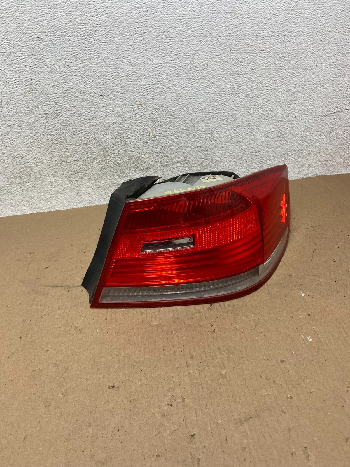 2007 to 2010 BMW M3 328i 335i Coupe Right Passenger RH Tail Light AD6496 DW0