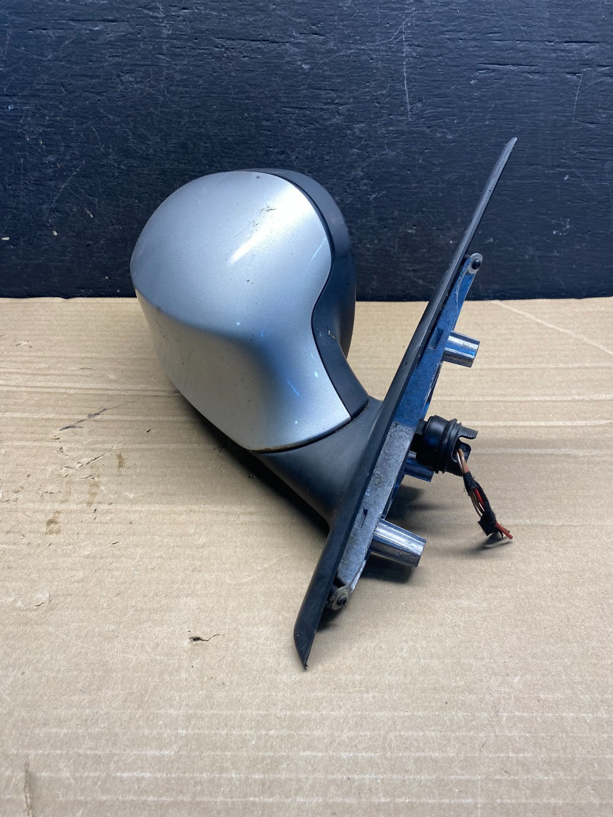2009 to 2011 BMW 328i 335i Right Passenger Side View Door Mirror AF0063 DW2