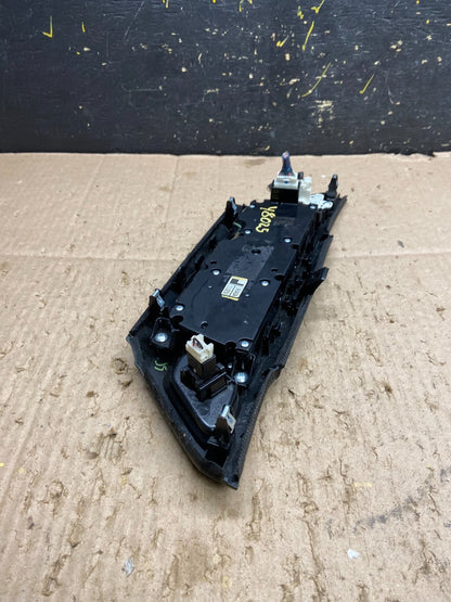 2013 to 2015 Nissan Pathfinder Information Display Control OEM Y8025 DG4