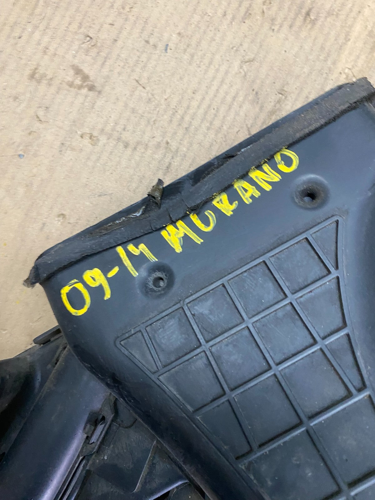 2009 to 2014 Nissan Murano Upper Air Intake Duct X3110 DG8