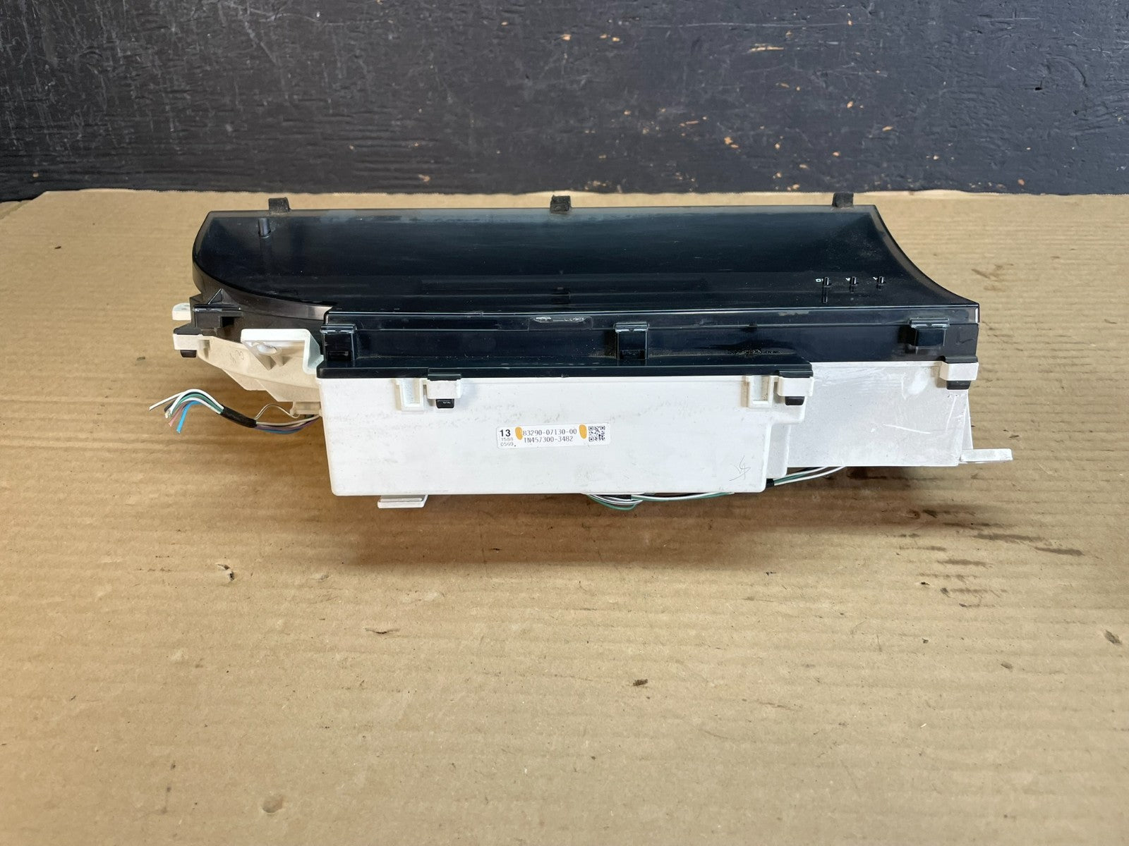 2005 to 2010 Toyota Avalon Display Information Screen 83290-07130 AF3450 DW5