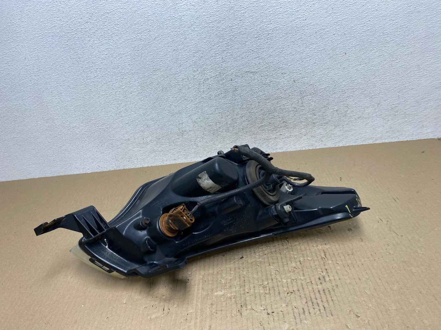 2008 2009 2010 2011 Ford Focus Left Driver Lh Headlight Halogen AE7102 LK7