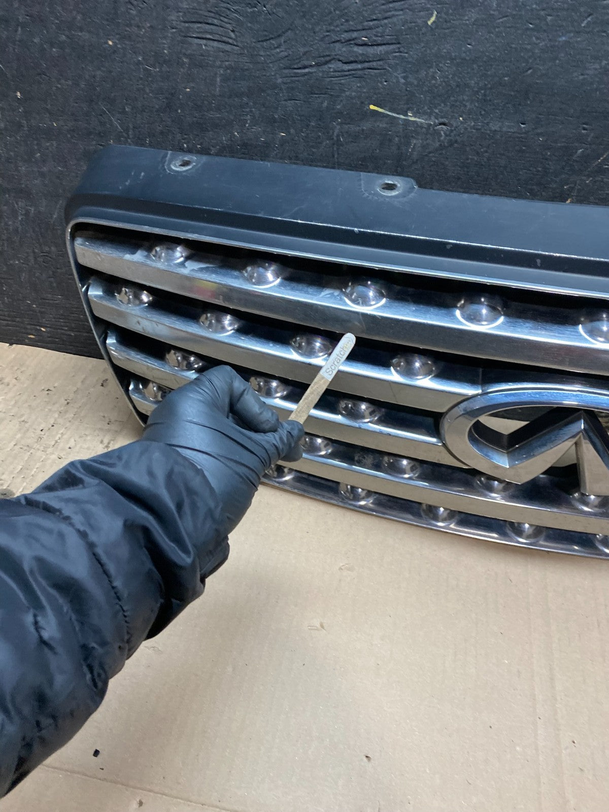 2003 2004 2005 Infiniti FX35 Grill Grille W/ Emblem Oem x3041 DG11