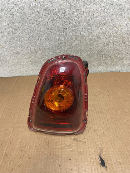 2007 2008 2009 2010 Mini Cooper Right Passenger Rh tail light AI8498 LK0