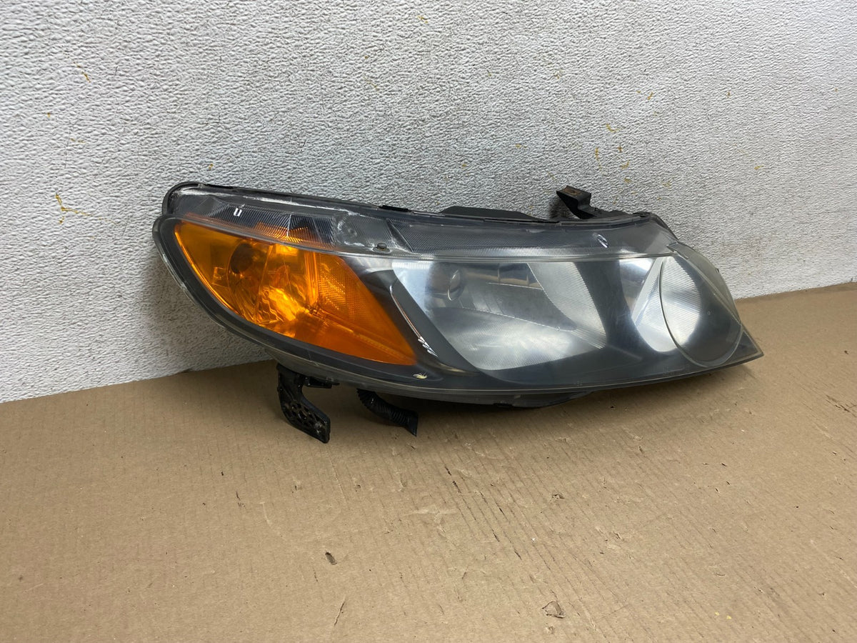 2006 2007 2008 Honda Civic Sedan Right Passenger Headlight Halogen AH5765 DW1