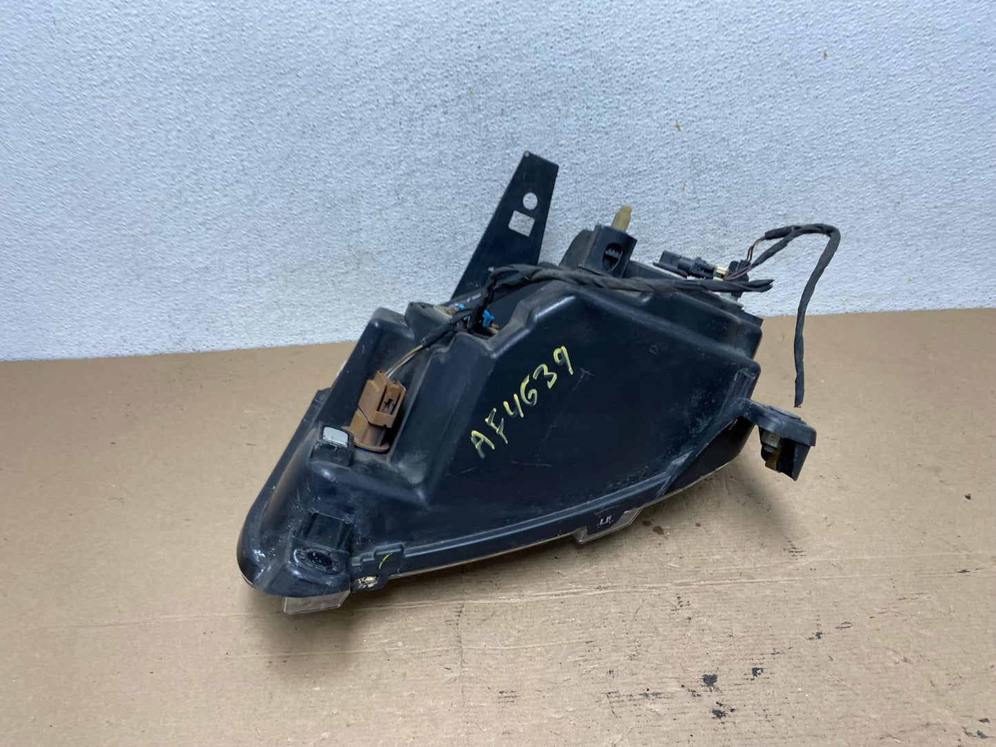 2011 2012 2013 Jeep Compass Right Passenger Side Halogen Headlight AF4639 LK7