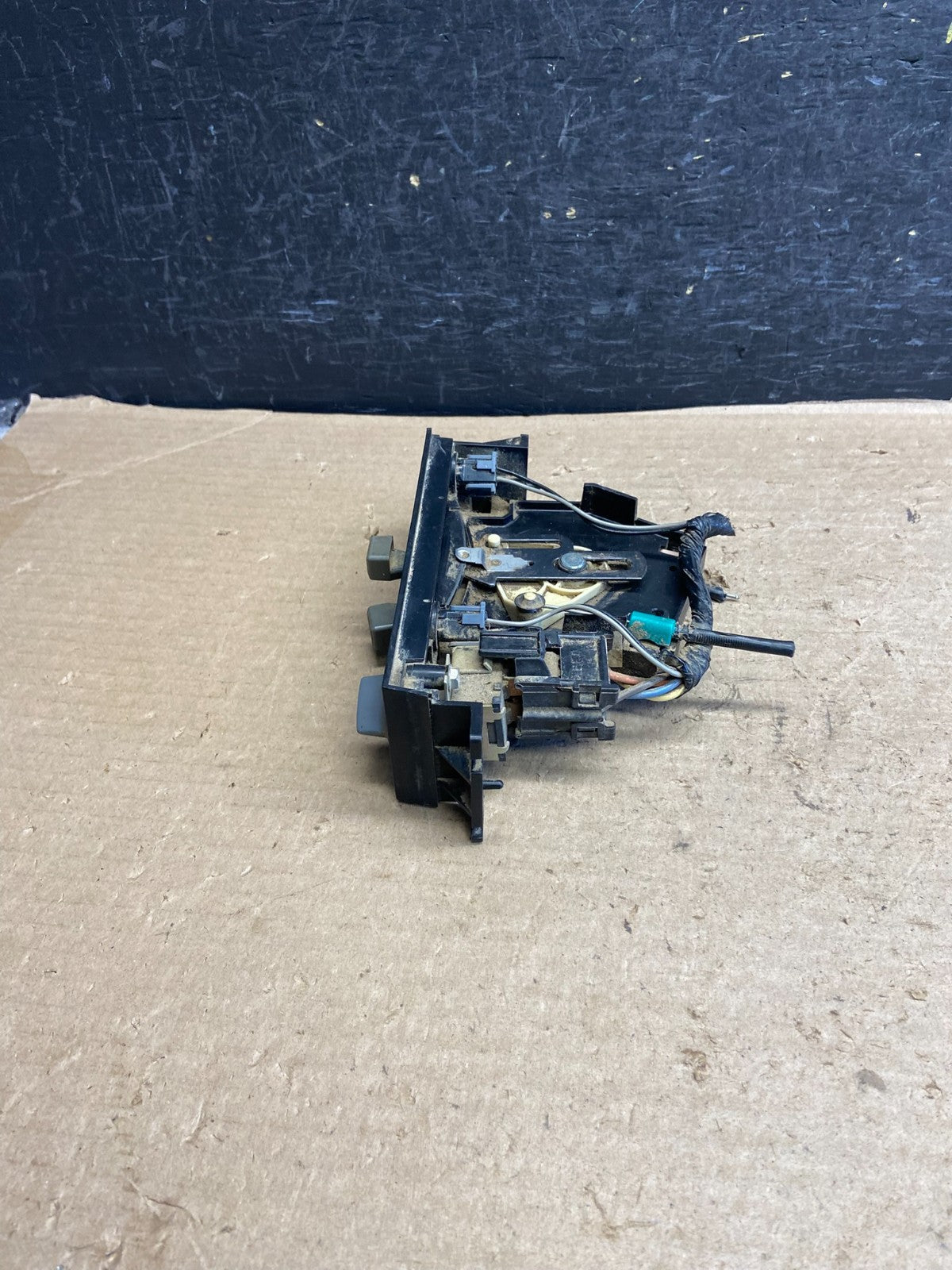 1998 to 1994 Chevrolet Silverado HVAC Heater Climate Control Module AH5477 DG2