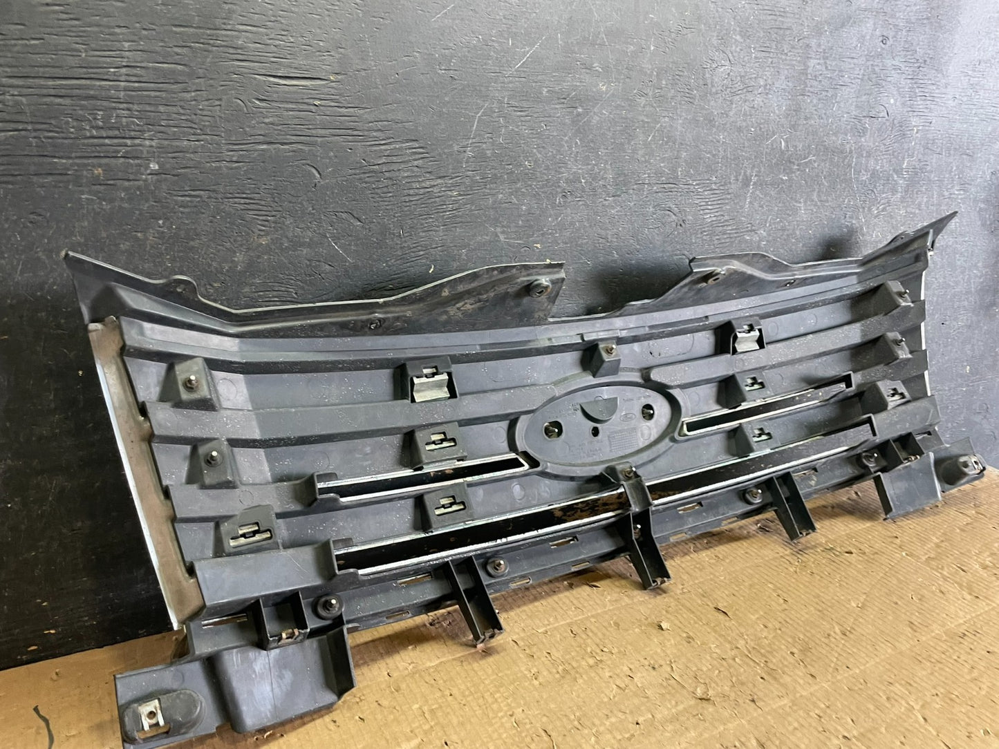 2007 2008 2009 2010 Ford Edge Front Upper Chrome Grill Grille Oem Y6458 DG12