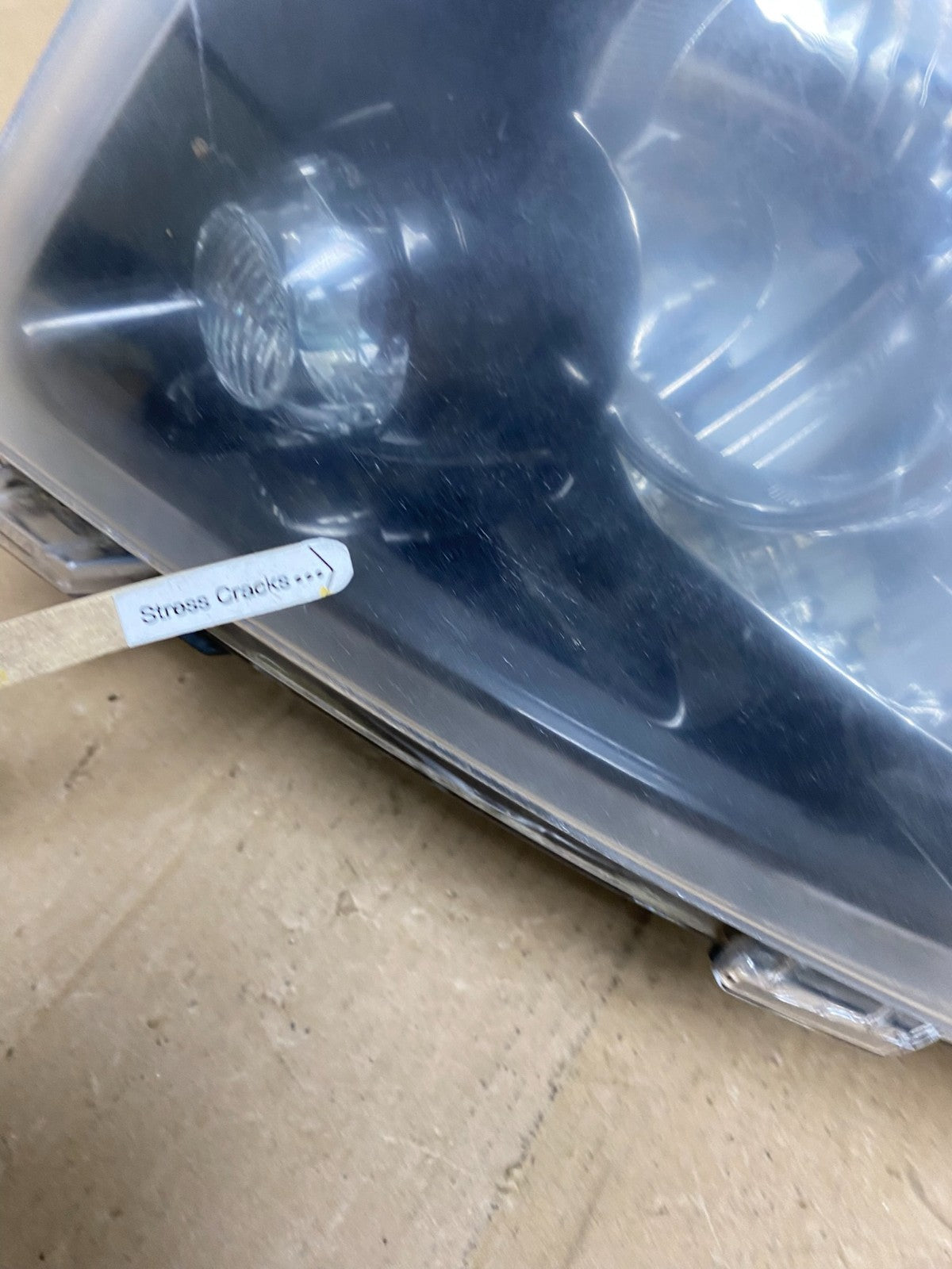 2011 to 2013 Jeep Grand Cherokee Halogen Left Driver Lh Headlight AC5754 DW4