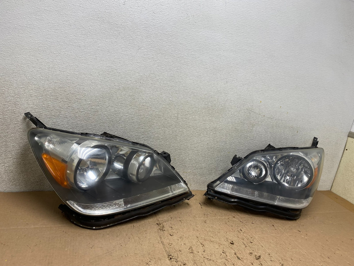 2005 2006 2007 Honda Odyssey Left+Right Set Halogen Headlights W3548 DW2