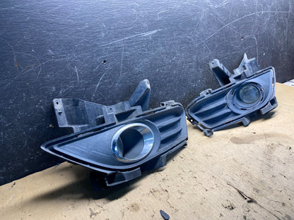 2013-2016 Ford Fusion Front Bumper Left+Right Set Fog Light  Bezel Trim X0379 DG1