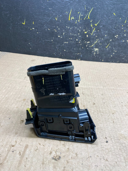 2013-2018 Toyota RAV4 Front Center Dash Right Passenger Air Vent Bezel  Z1677 DG4