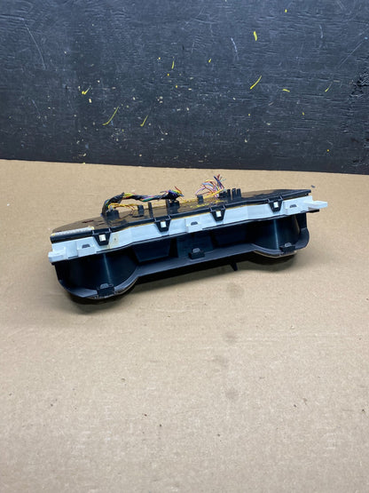 2002-2003 Nissan Pathfinder Xterra Cluster Speedometer Instrument OEM S6336 DG5