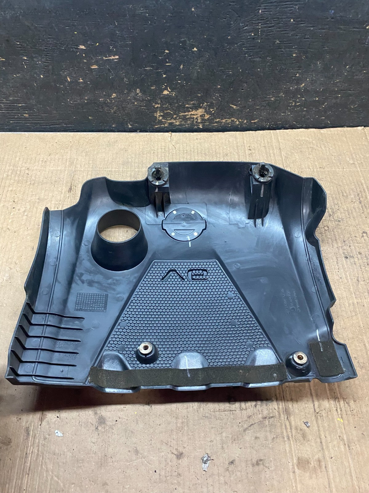 2009 to 2014 Nissan Maxima 3.5L Engine Motor Cover OEM T6498 DG4