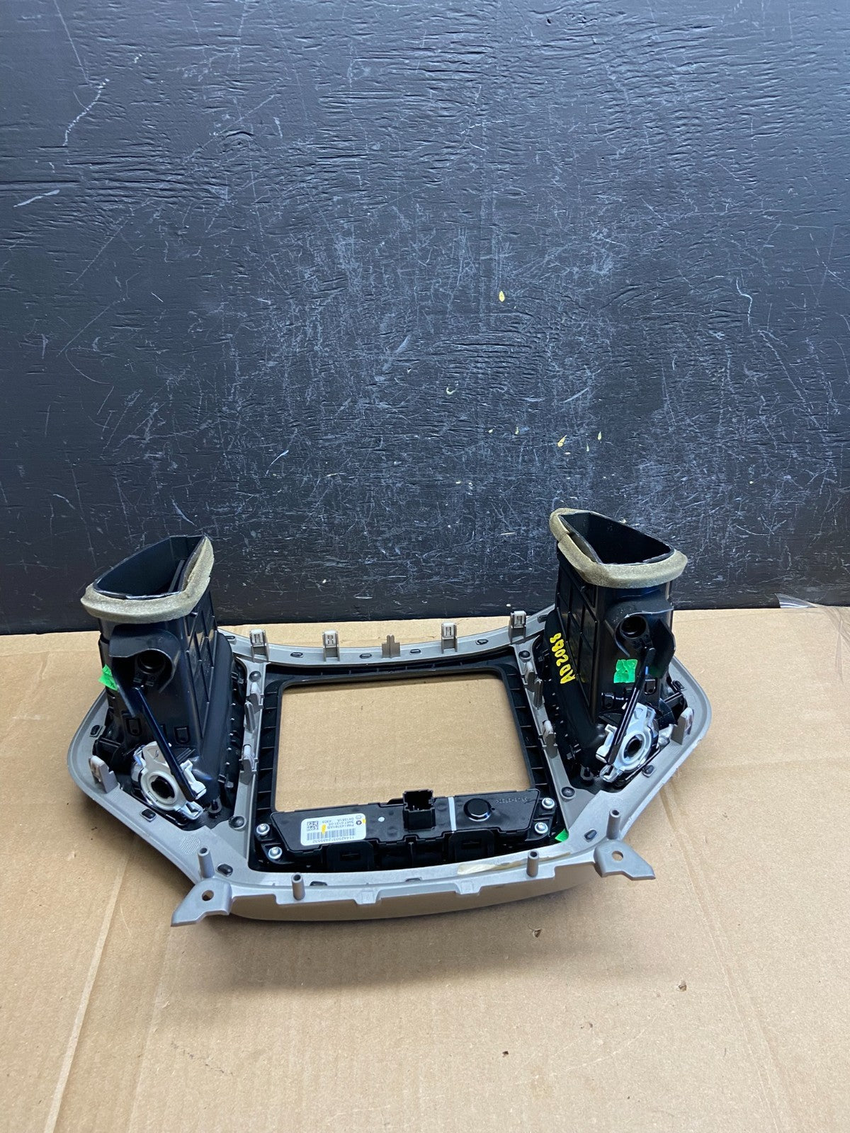 2014 to 2020 Jeep Cherokee Center Radio Climate Control Vent Bezel AD2088 DG4