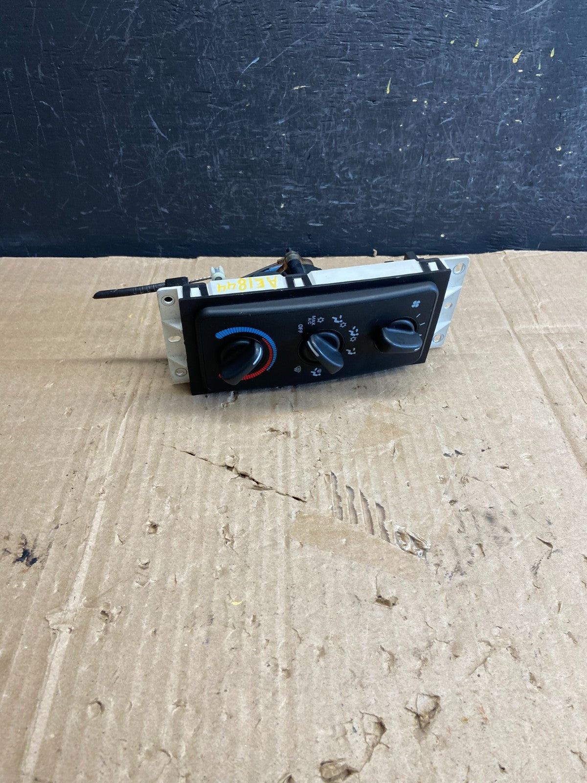 1998 to 2001 Dodge Ram 1500 Temperature Climate Control Heat AC Heater AE1844 DG2