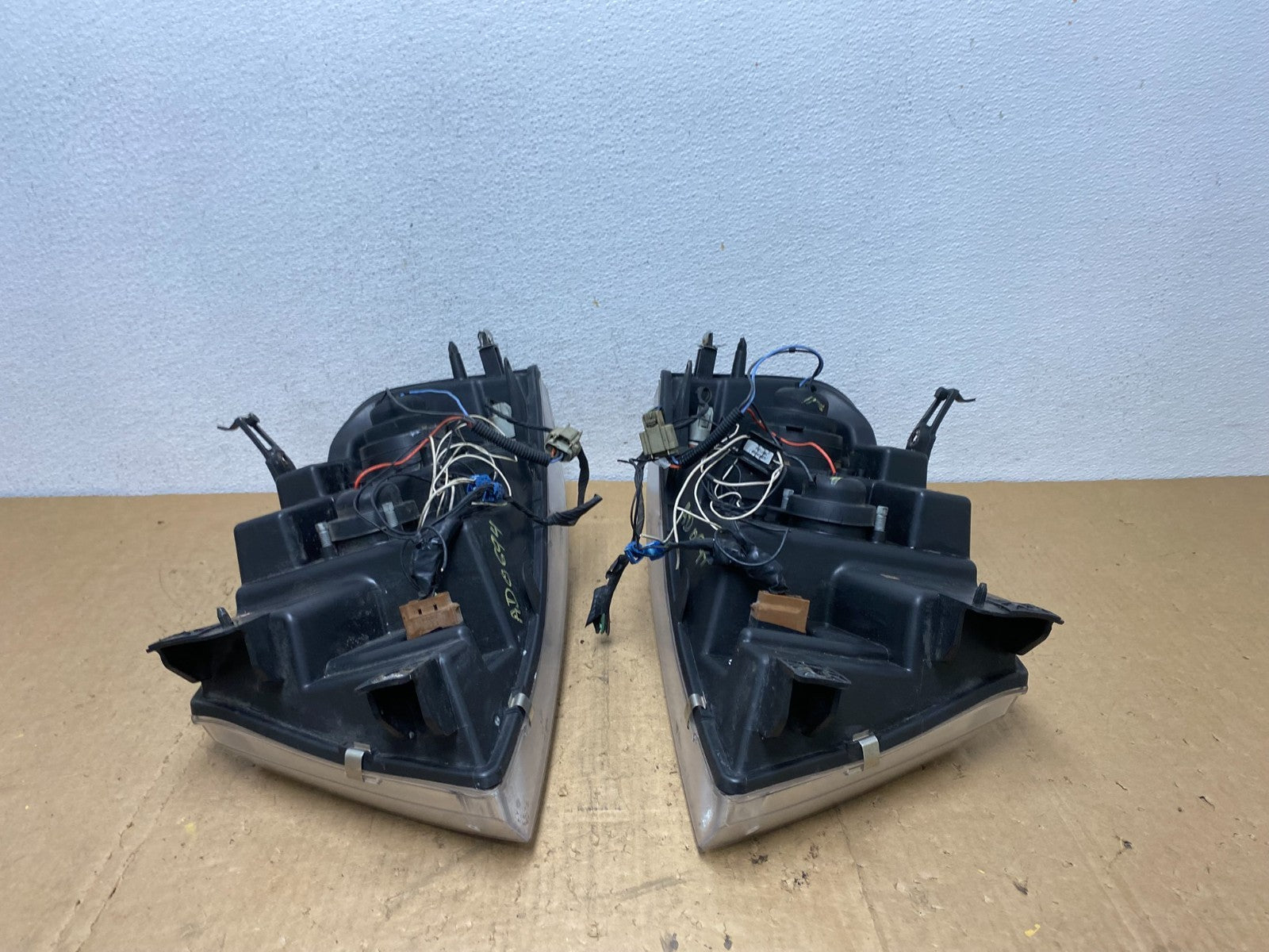 2004 to 2008 Ford F150 F-150 Left+Right Set Side LED Headlights AD0694 DG12