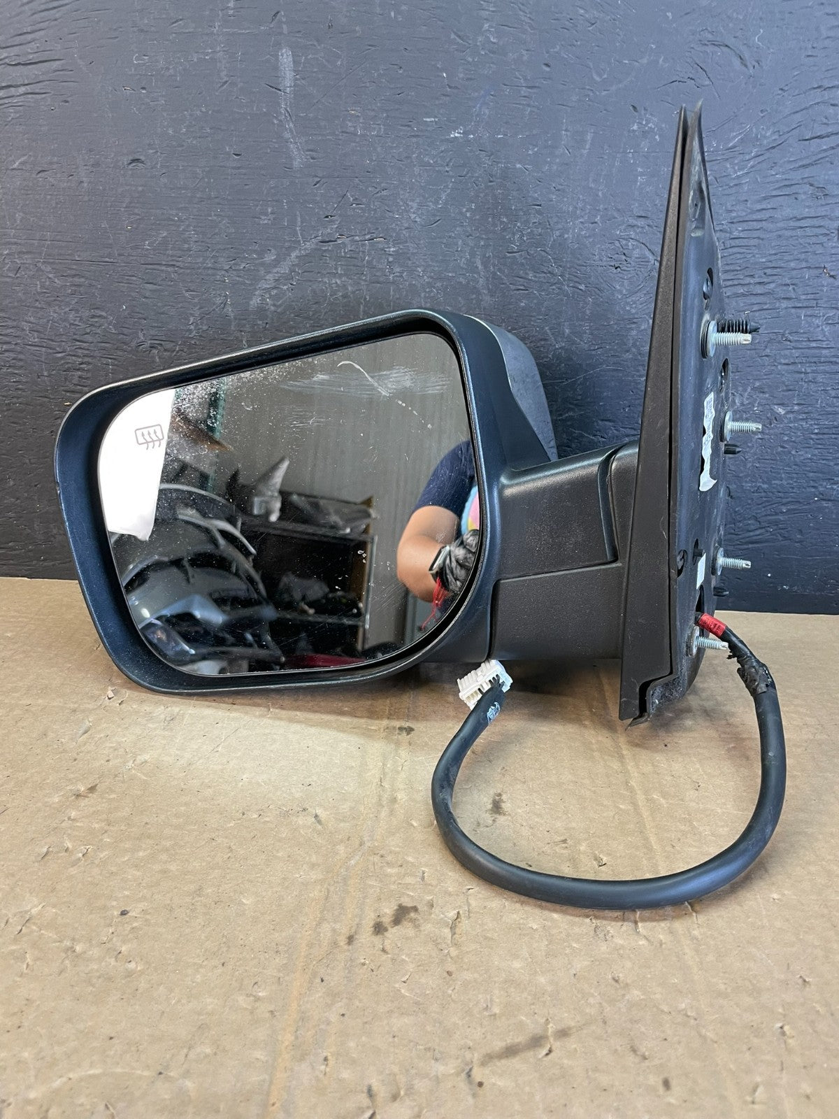 2004 to 2015 Nissan Armada Left Driver LH View Door Heated Mirror AC9905 DW4