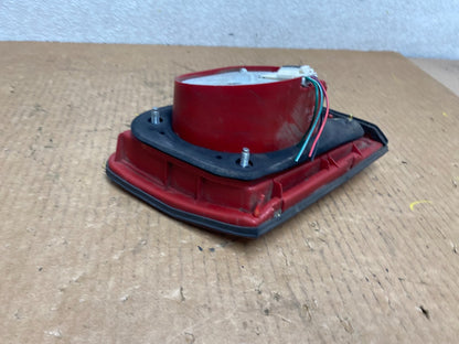 1997 to 2001 Mitsubishi Diamante Right Passenger Inner Tail Light OEM I1237 DW3
