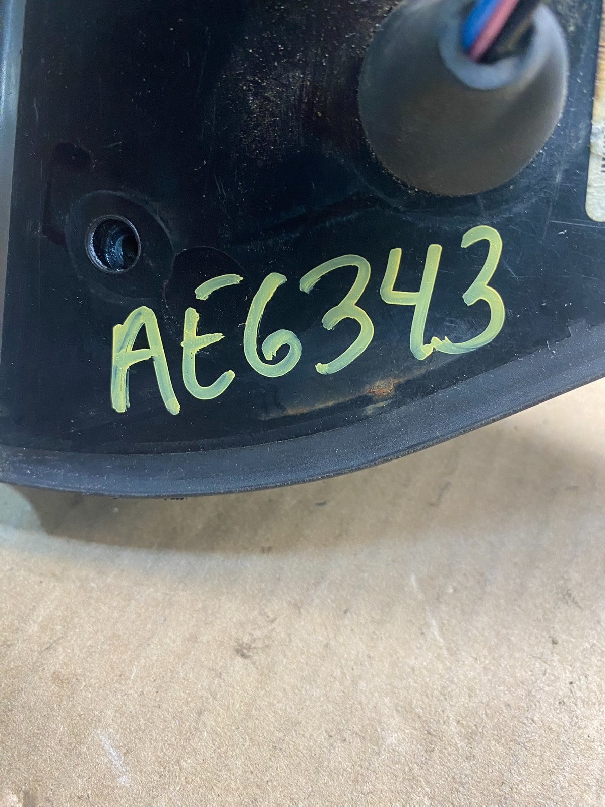 1998 to 2004 Land Rover Discovery Left Driver Door Mirror AE6343 DW11