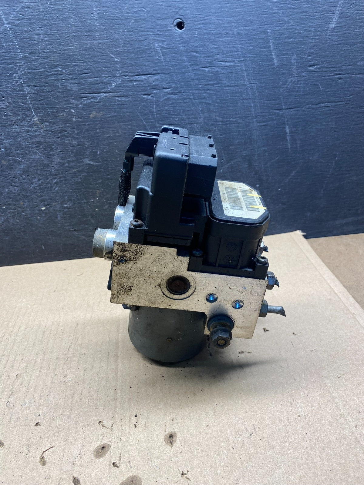 2004 2005 Dodge Durango ABS Anti Lock Brake Pump ah3198 DG4