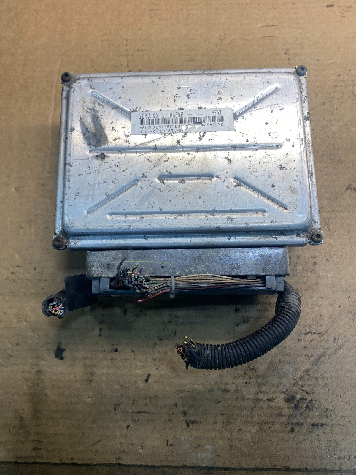 2004 GMC Envoy Silverado Engine Computer ECU ECM Module Oem AA0938  DG0