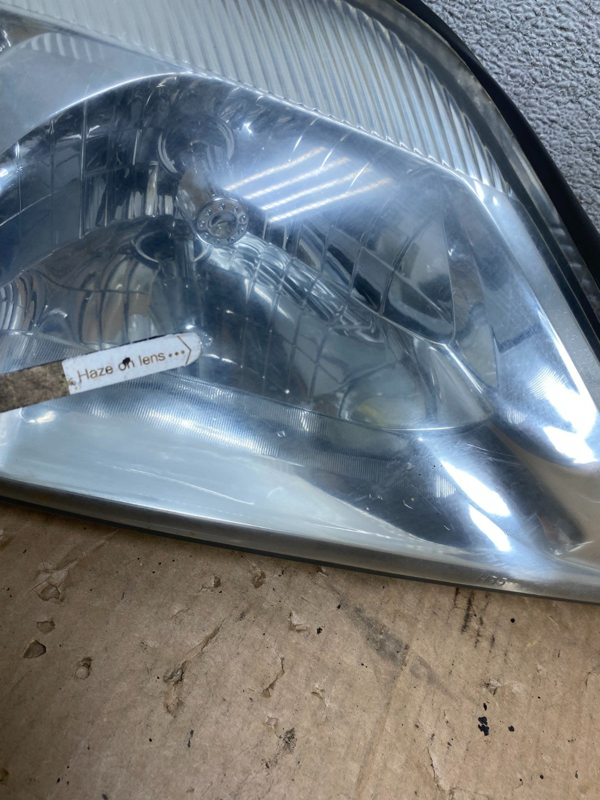 2000 to 2005 Mercury Sable Left+Right Side Halogen Headlights AI8874 DW5