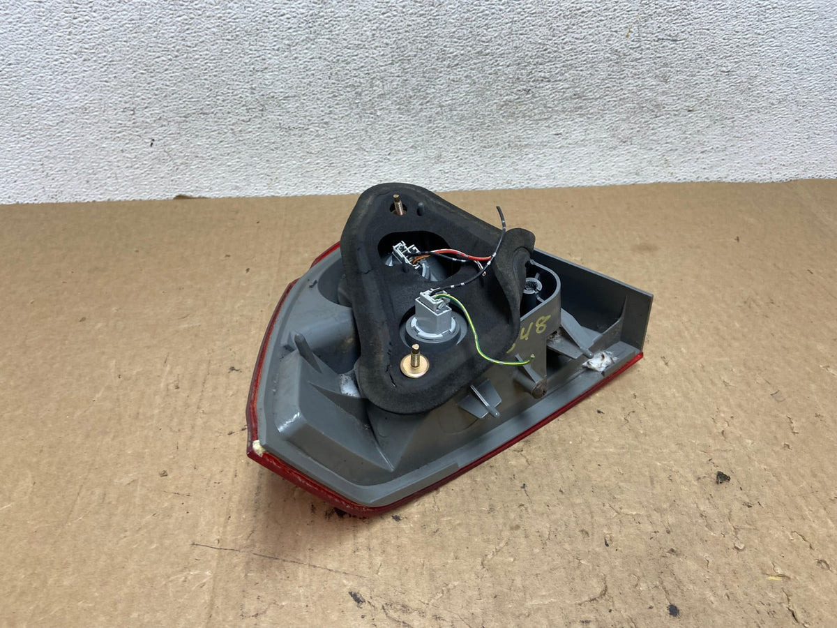 2003 2004 2005 Honda Civic Sedan Right Passenger Side Tail Light AF9848 LK6
