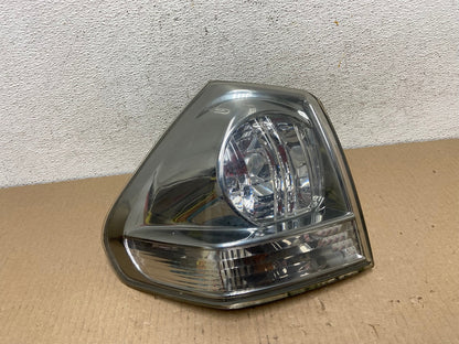 2004 to 2009 Lexus Rx350 RX330 Left Driver LH Tail Light AE9537 LK0