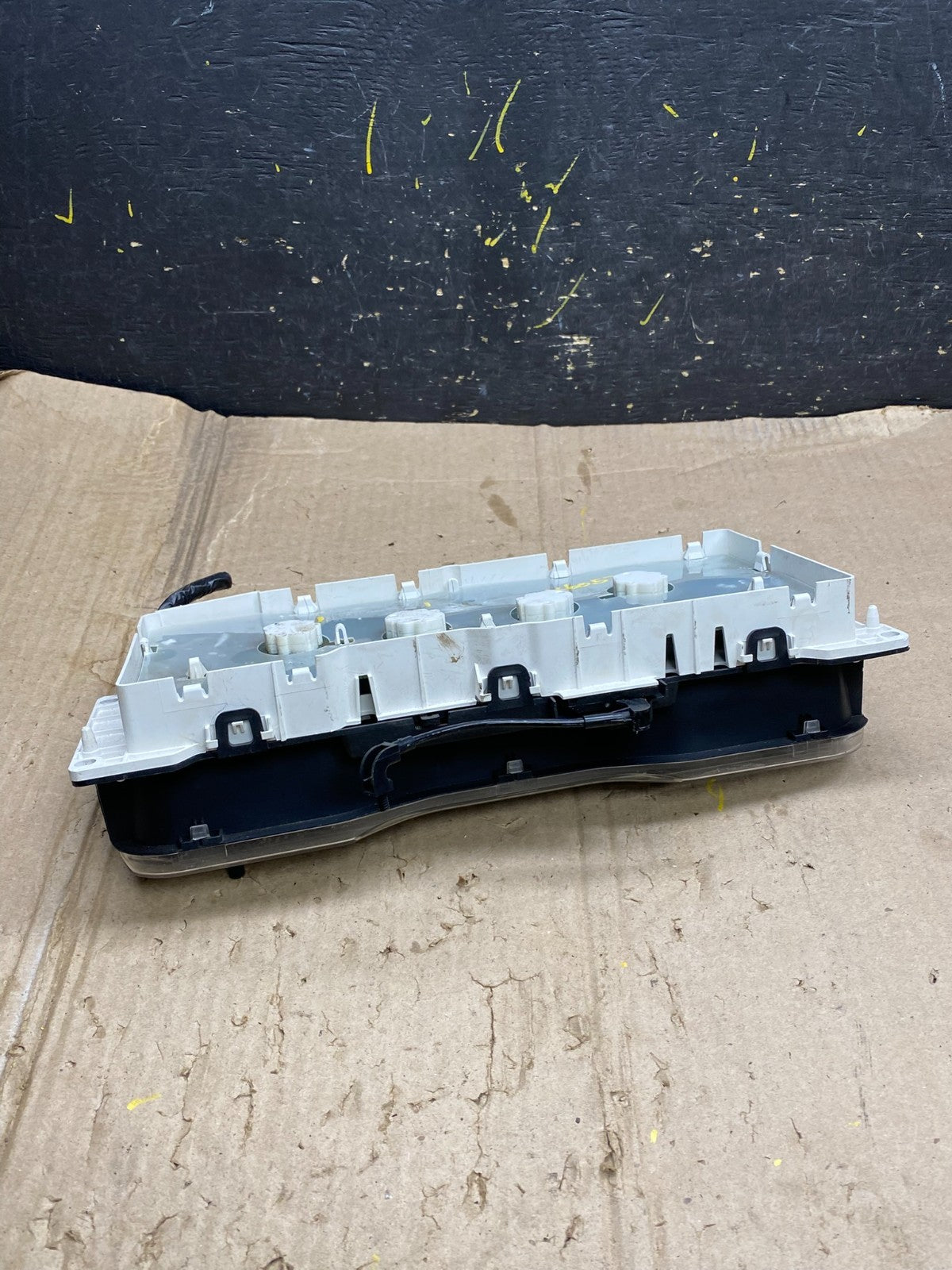2009 to 2010 Mercury Marquis Speedometer Cluster Gauge Oem X6052 DG5