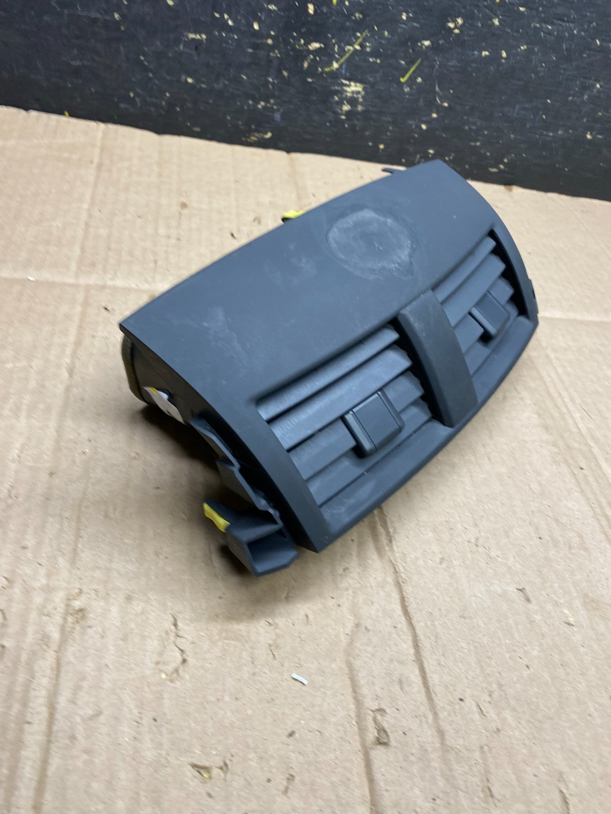 2006-2012 Toyota RAV4 Front Center Dash Air Vent Bezel 55670-42050 OEM AA4722 DG2