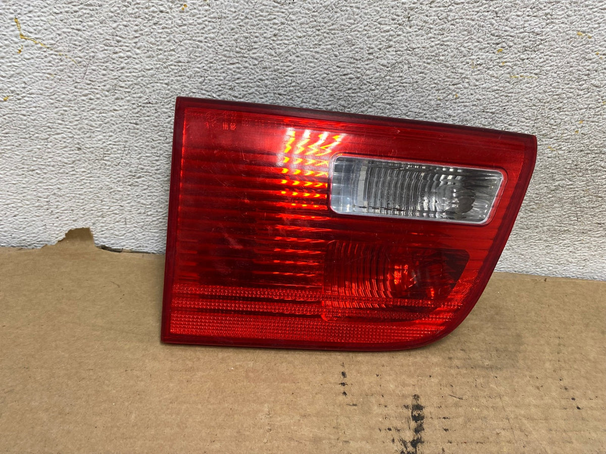 2004 2005 2006 Bmw X5 Left Driver Lh Inner Tail Light AH8056 LK0